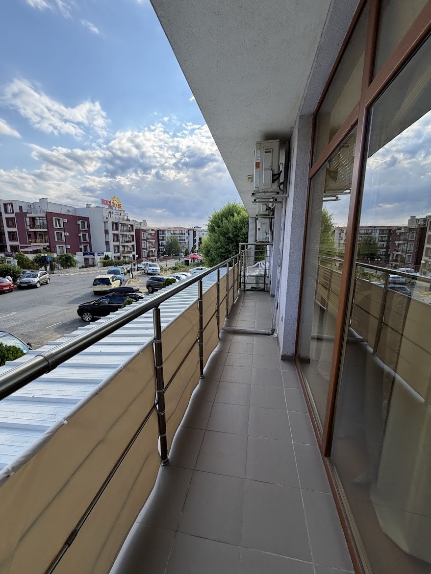 Тристаен апартамент
